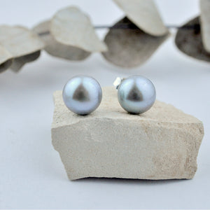 Grey 8mm pearl silver studs
