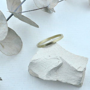 18ct Green gold flat 2mm minimal ring