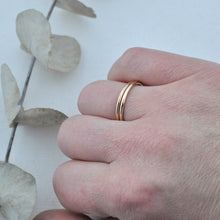 9ct Yellow gold minimal ring