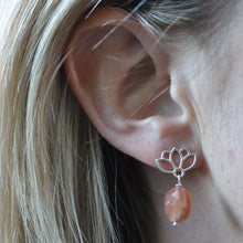 Lotus drop Pearl Silver studs