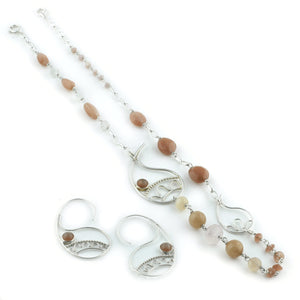 Paisley peach moonstone beads silver necklace.