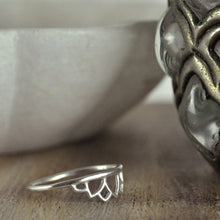 Silver Tiara ring