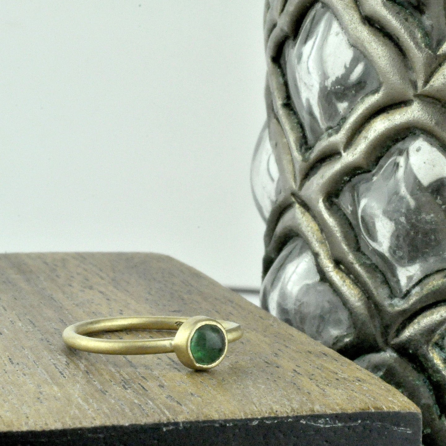 18ct Yellow Gold Emerald ring