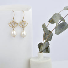 9ct Gold Lotus drop Pearl earrings.