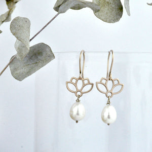 9ct Rose Gold Pearl Lotus drop earrings.