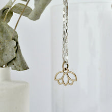 9ct Yellow Gold Sapphire Minimal Lotus necklace.