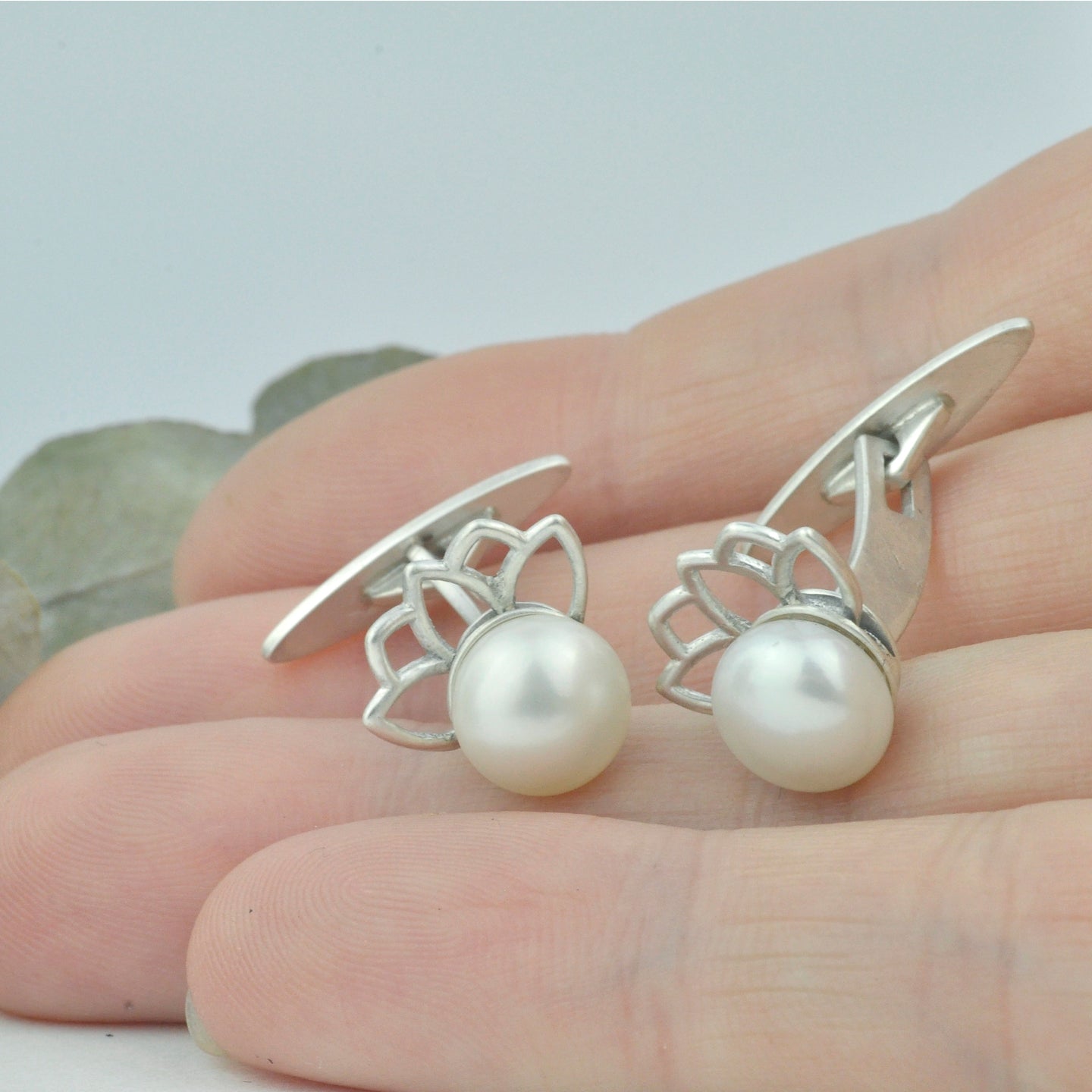 White Pearl Lotus Silver cufflinks
