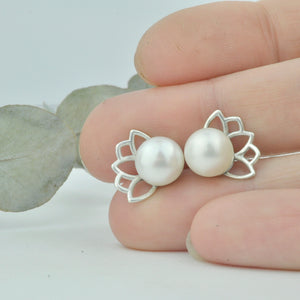 White Pearl Lotus Silver cufflinks