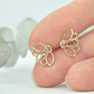 14kt Yellow Gold Diamond Lotus studs
