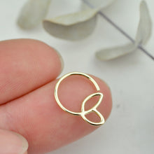 SINGLE 9ct yellow gold Tiny leaf sleeper hoop.